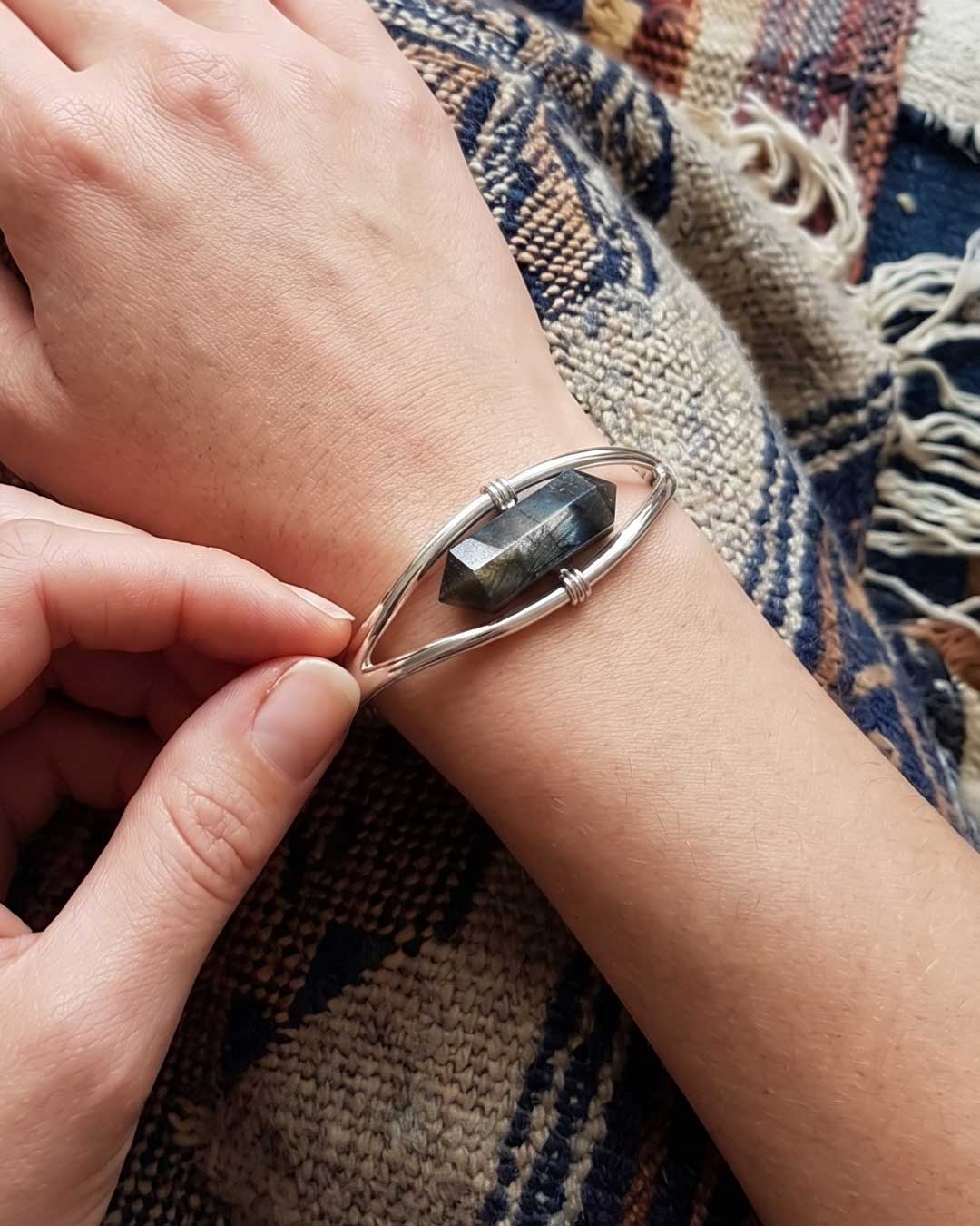 Silver Labradorite Point Cuff Bracelet — Adjustable Crystal Jewelry - Bracelets