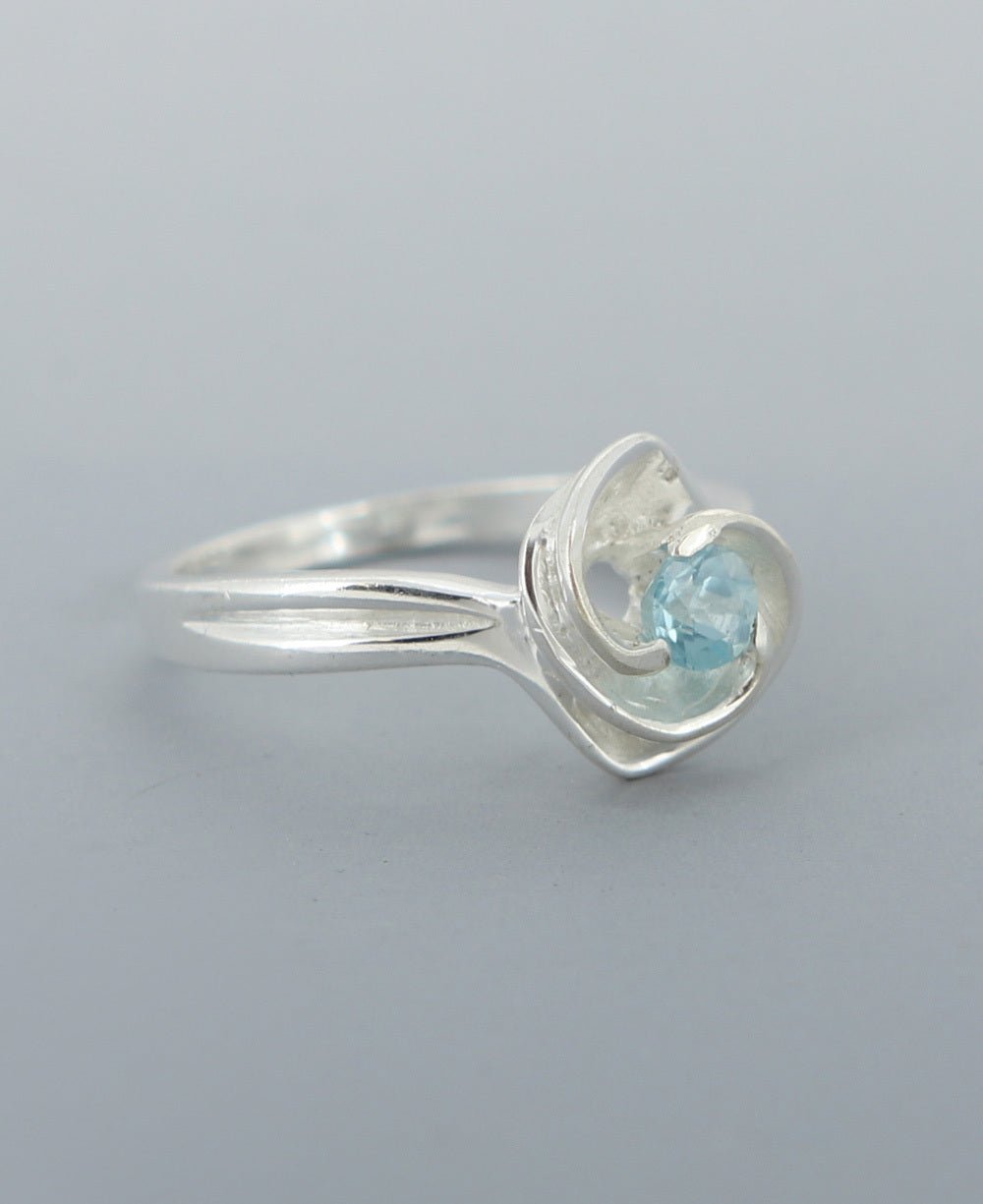 Blue Apatite and Sterling Silver Floral Ring - New Size 6