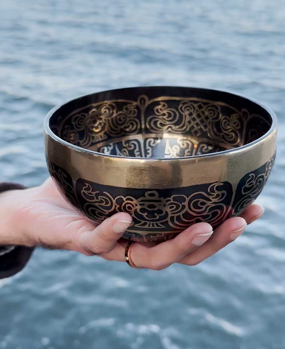 Lotus Mandala and Mantra Design Meditation Singing Bowl - Singing Bowl