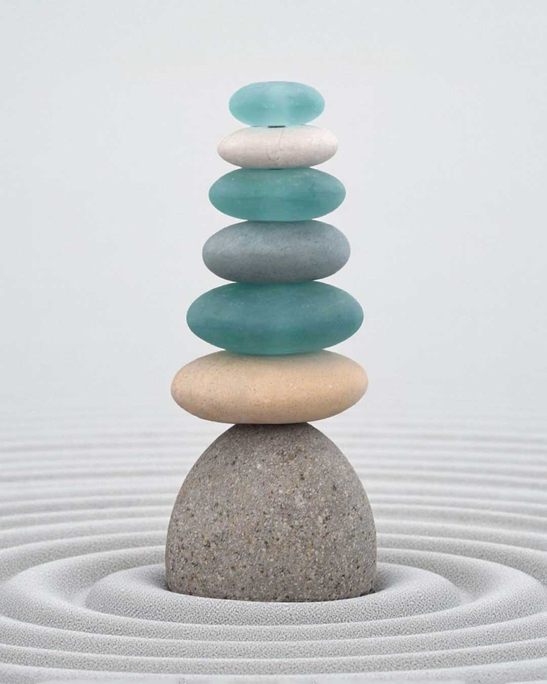 Glass and Stone Cairn Garden Statue – Frosted Glass and Rock Tower - Sculptures & Statues