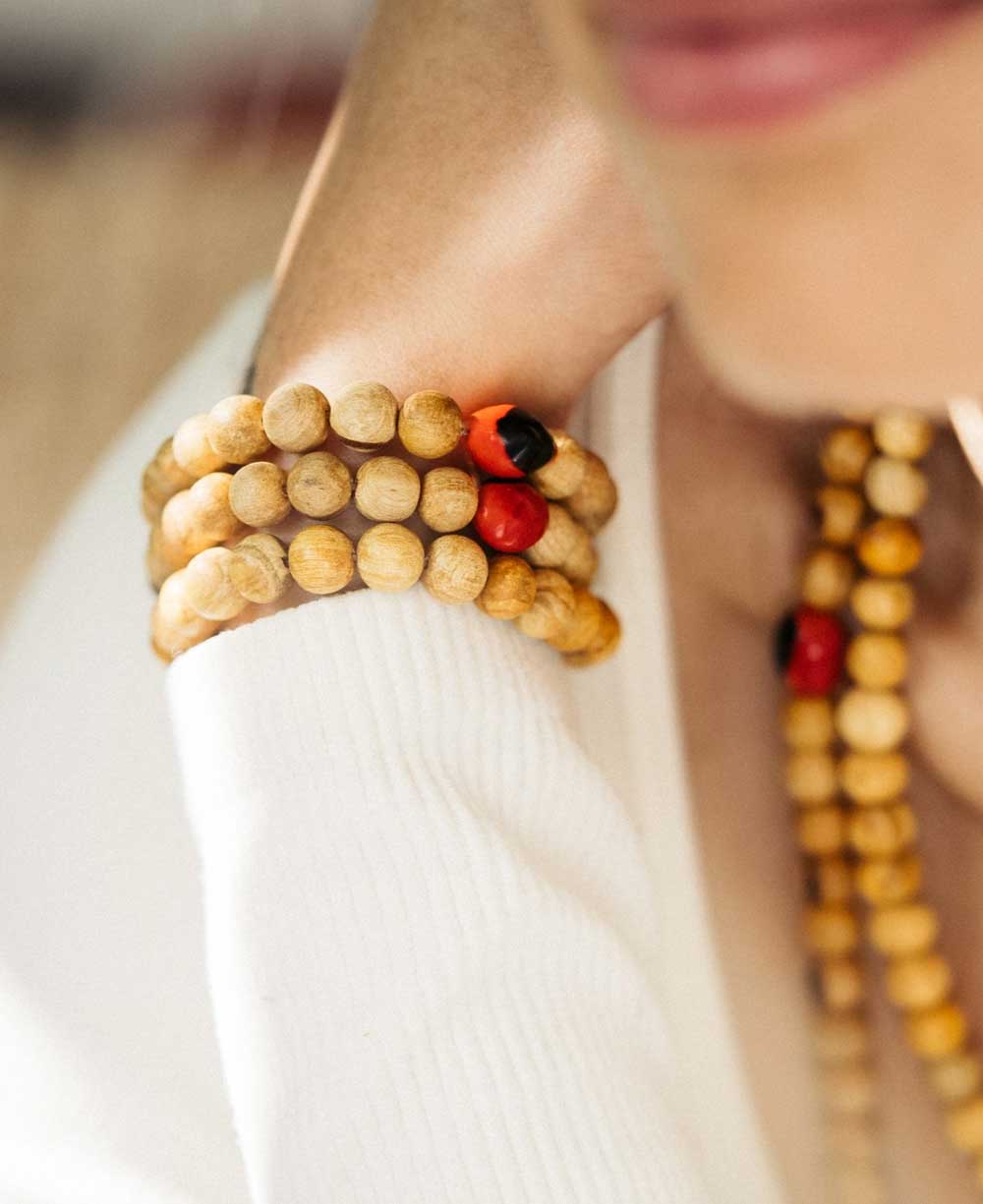 Palo Santo Bracelet With Huayruro Seed - 7"