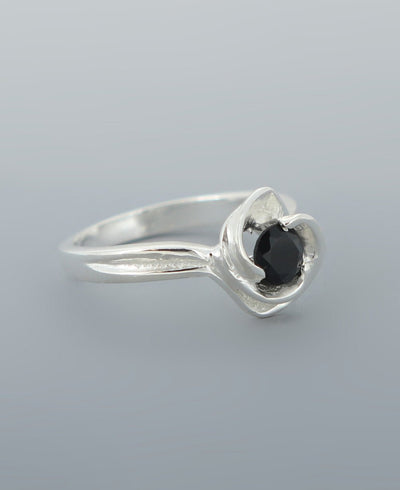 Black Onyx and Sterling Silver Floral Ring - Rings Size 6