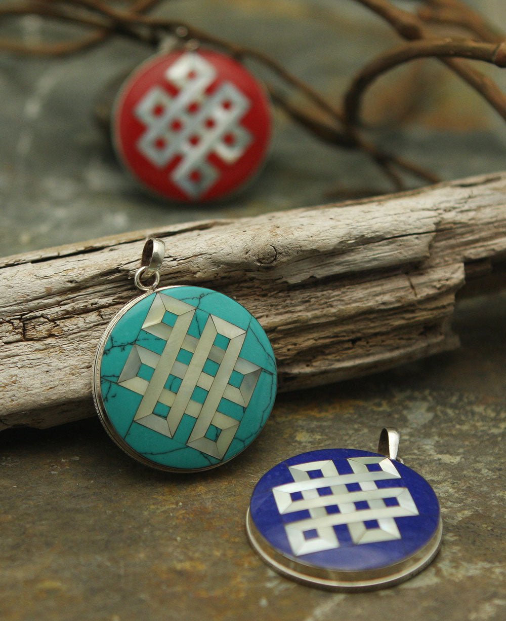 Endless Knot Pendant, Mother of Pearl and Sterling Silver - Charms & Pendants Turquoise
